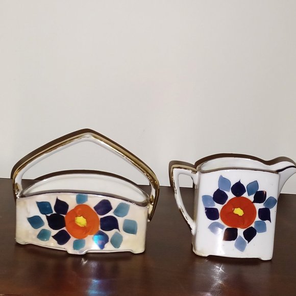 Vintage Hand Painted Creamer and Sugar Bowl From Japan circa 1940s TT Takito - Picture 2 of 8